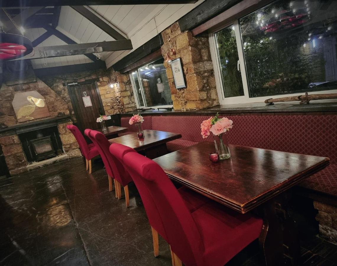 The Pelican Inn Stapleford  Dış mekan fotoğraf